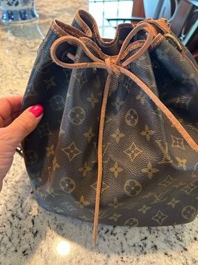 Louis Vuitton Monogram Drawstring Shoulder Bag in Brown with Tan Trim